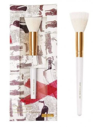 843004101928 - Pat Mcgrath Skin Fetish: Buffer 003 Brush - 