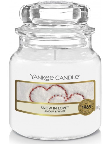 5038580011036 - Yankee Candle bougie jarre parfumée | petite taille | Amour d'hiver | jusqu’à 30 heures de combustion - 